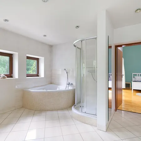 Huge - 7 Bedrooms - * Konstancin-Jeziorna