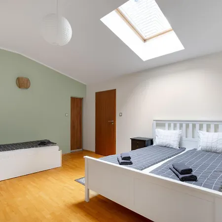 Casa de Férias Huge - 7 Bedrooms - Konstancin-Jeziorna